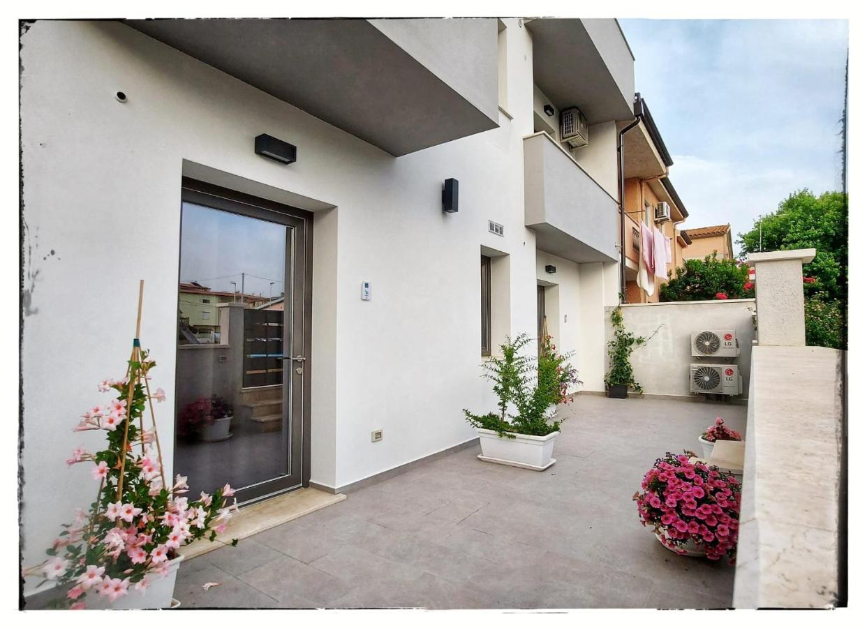 16Miglia Hotel La Caletta Exterior foto
